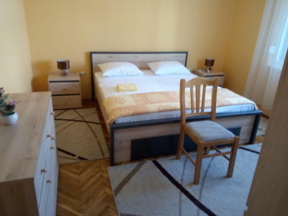Apartment Singa ซาดาร์ ภายนอก รูปภาพ